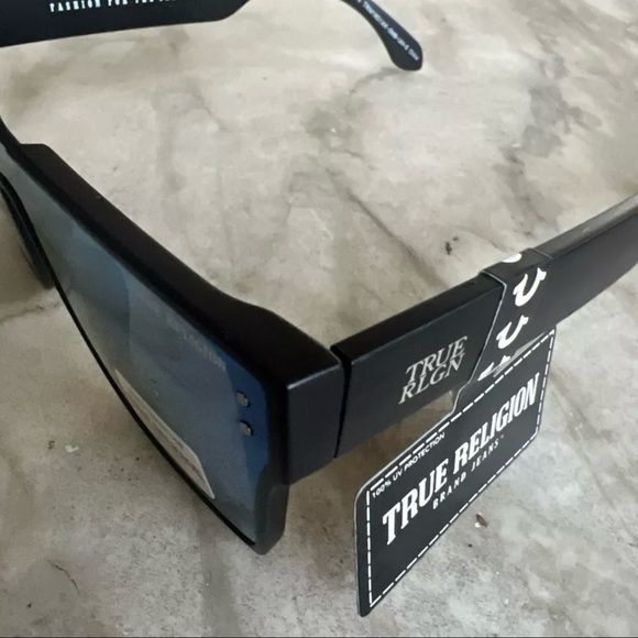 True Religion TRM18001 Black Frame Blue Mirrored Sunglasses NWT - Picture 2 of 4